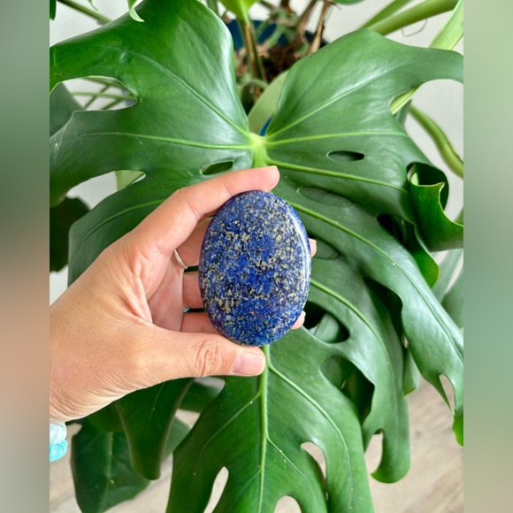 Lapis Lazuli Palmstone